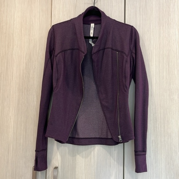Lululemon | Precision Jacket | Chainlink Deep Zinfandel | Size 8 - Picture 5 of 16